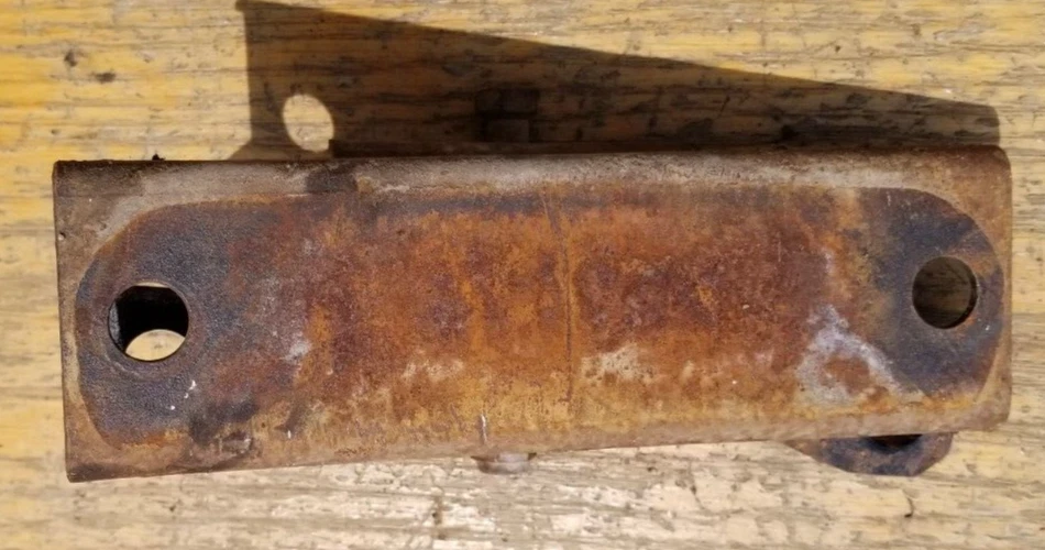 Крепление коробки передач на поперечный член Galaxie 500 LTD XL Ford 68 1968 67 1967 - Изображение 4 из 4