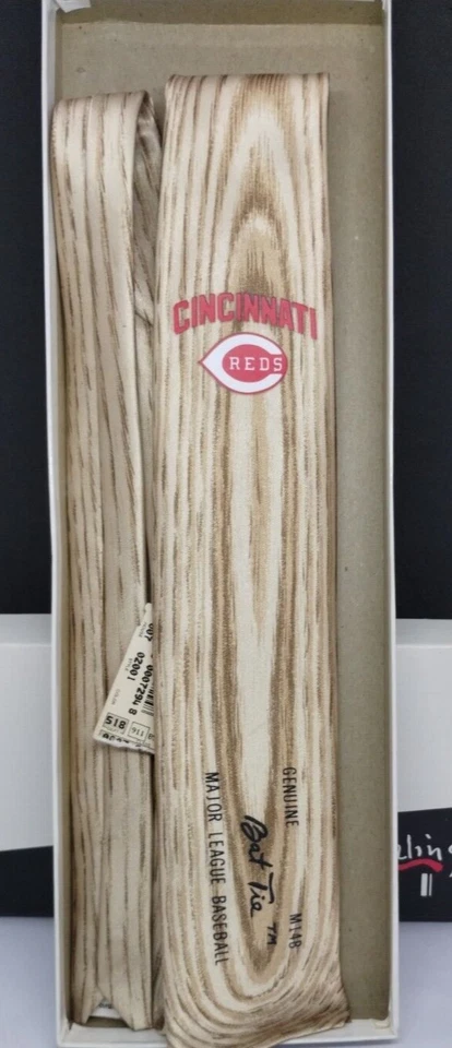 Rare Vtg '87 Baseball Bat Reds Tie..New w/ Tags...Super Nice!! (NOS) - Image 2 of 3