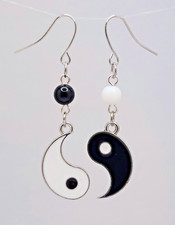 YIN YANG ENAMEL ASYMMETRICAL DANGLE EARRINGS BLACK WHITE BALANCE CHARM SPIRITUAL