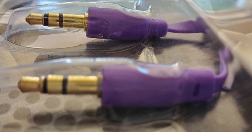 E-Circuit Purple Flatwire Audio Cables with 3.5-mm 1/8" Male-Male 48 in. Gold - Picture 3 of 6