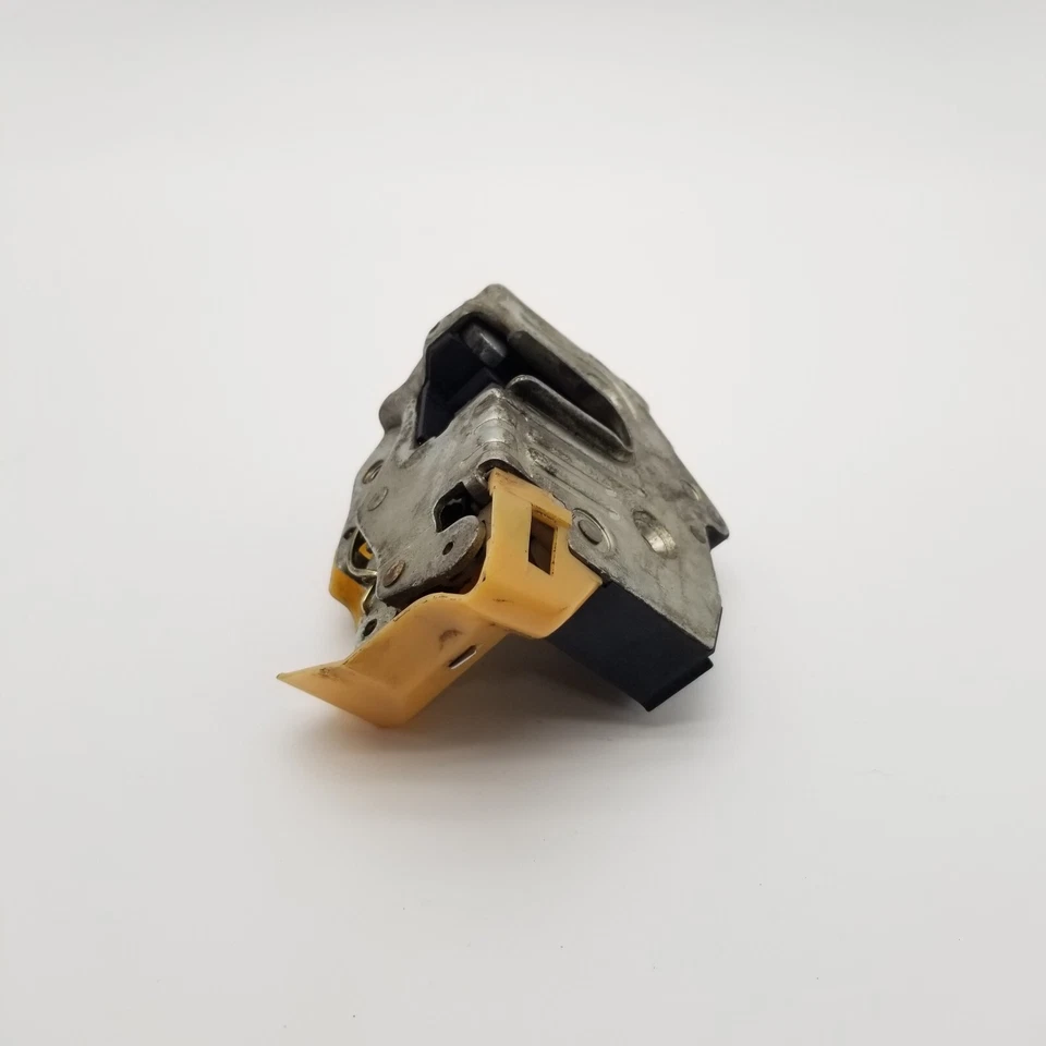 Cerradura puerta trasera izquierda Mercedes W124 300D 300TE 260E 1986-1995 OEM Foto 2 de 4