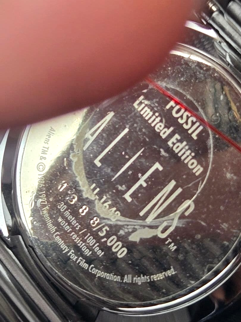 世界5000本限定！Fossil Aliens Watch エイリアン 未使用 Unused Dead Battery Fossil Alien Themed Men's Watch Limited 5000