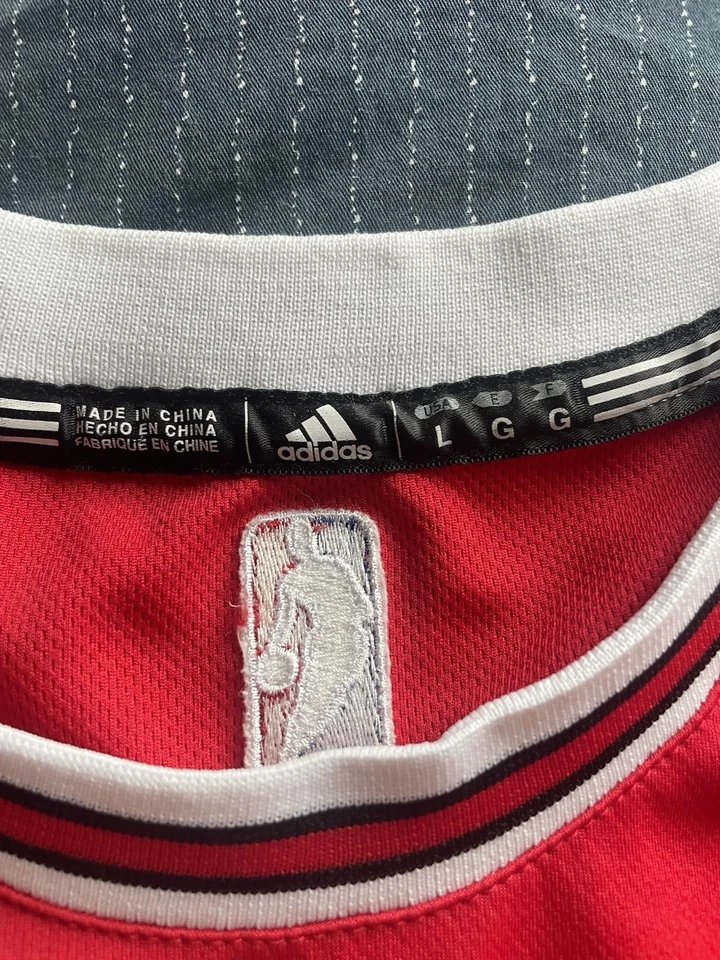 Camiseta deportiva de baloncesto Adidas Dwayne Wade Chicago Bulls NBA Swingman JUVENTUD grande Foto 3 de 4