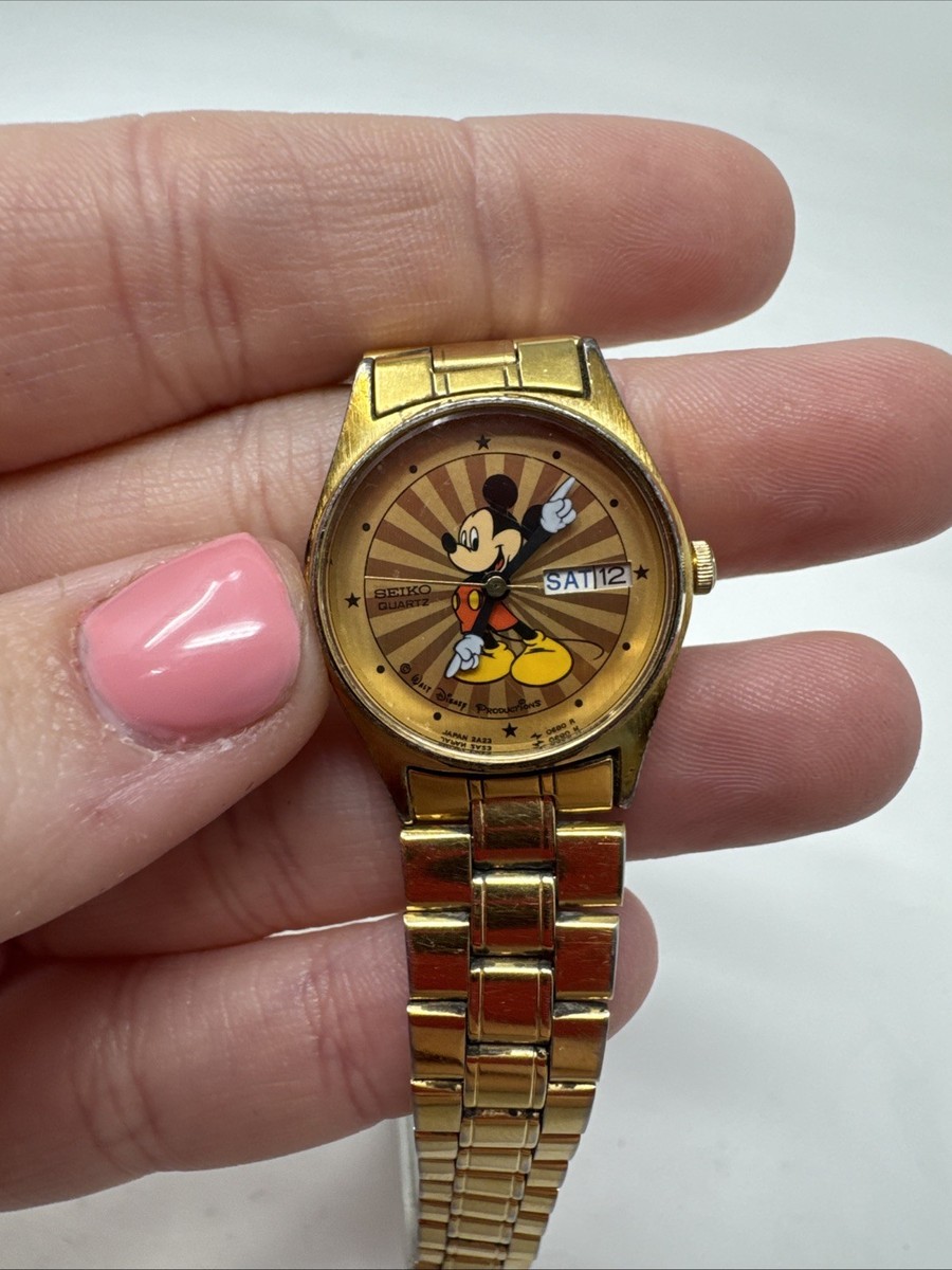 1980's Vintage Seiko Mickey Mouse Starburst Day/date Gold-toned