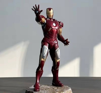 Marvel Avengers   Iron Man Statue 22 cm | High-Detail PVC Figure | Collectible D