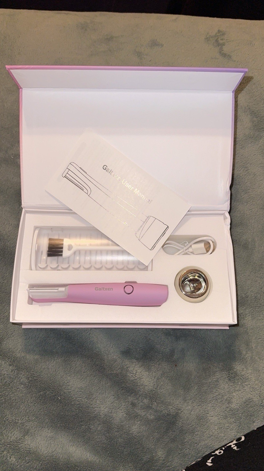 Sonic Dermaplaning Tool for Women, Rechargeable Face Dermaplane Razor Sonic Edge