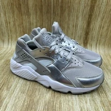 Nike Air Huarache Run Women's Size 8.5 Metallic Silver Sneakers Running Shoes
