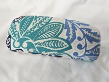 VERA BRADLEY Clamshell Eyeglass Hardcase Blue Island Medallion New