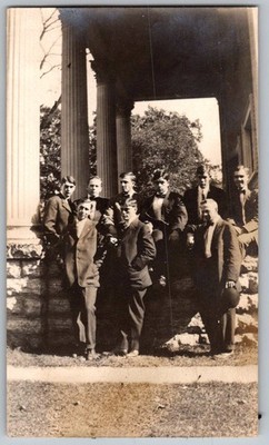 Vtg B&W Snapshot Group Of Young Men In Suits Posing By Large Columns 1920s