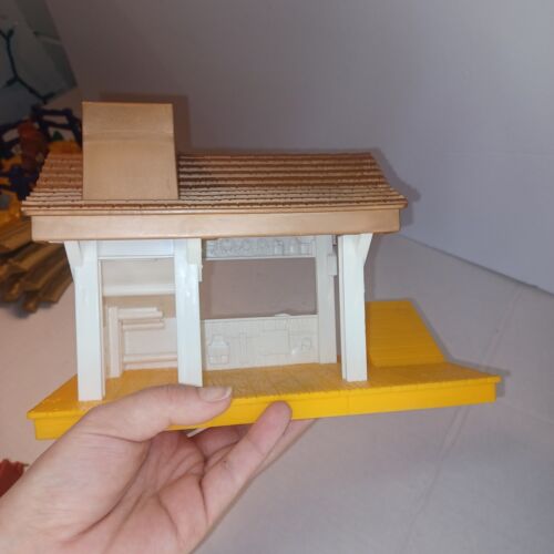 2006 Fisher Price GEOTRAX Rope 'n Ride Ranch Push Train Playset - Picture 7 of 10