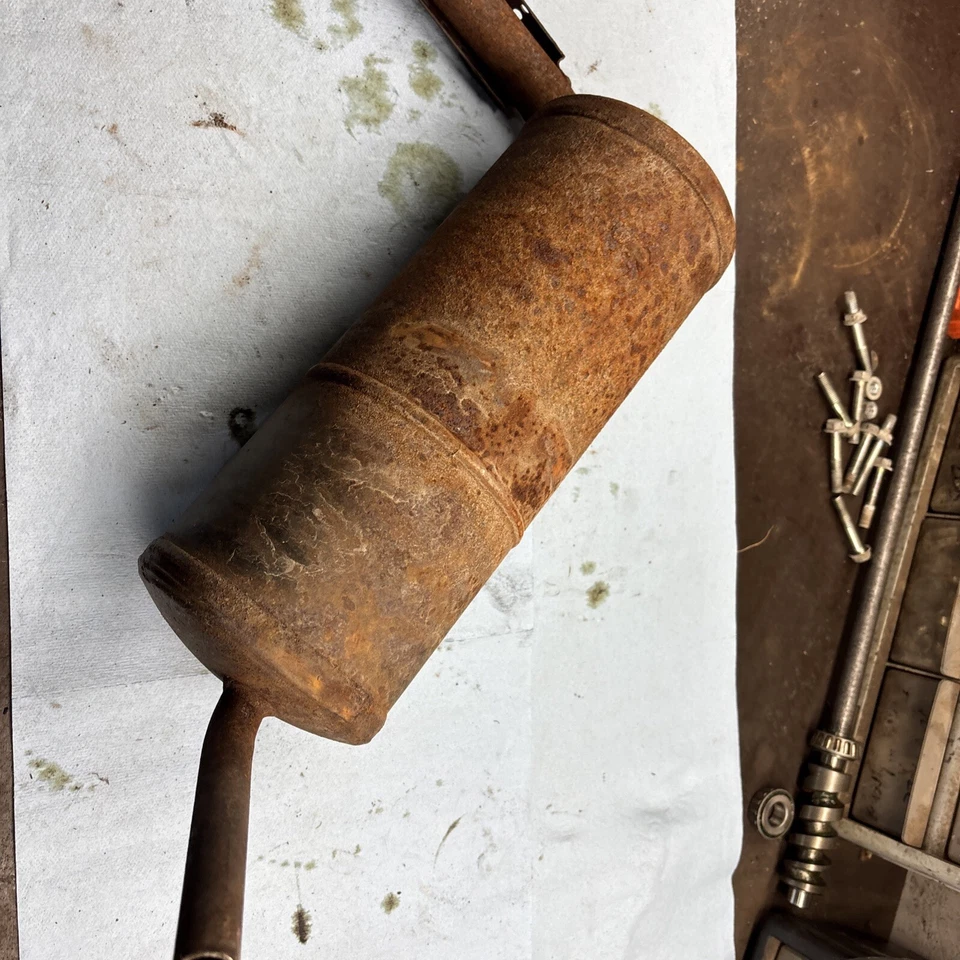 2000’s Club Car Gas Golf Cart DS FE290D Motor Exhaust Muffler Good - Image 3 of 4