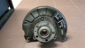 *** Radlagergehäuse Achsschenkel VR VW Passat  3C 2.0TDI 103 KW Bj.05-10 110Tkm