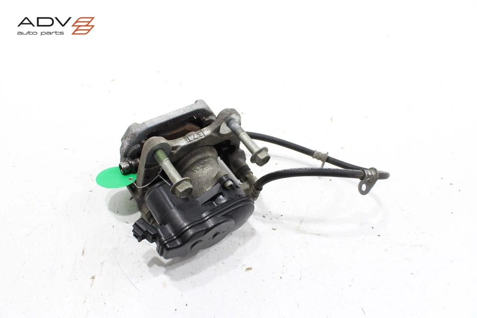 PINZA DE FRENO TRASERA DERECHA PASAJERO TOYOTA CROWN 2023-2025 OEM Foto 4 de 4