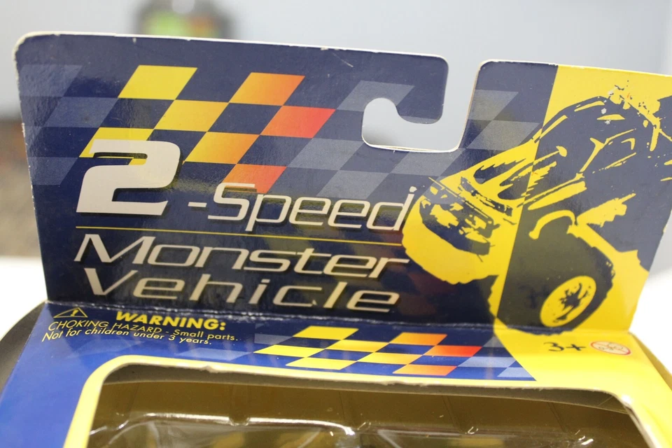 MotorMax 2-Speed Monster Vehicle Maisto Hummer Hot Wheels Toy car Lot - Image 3 of 4