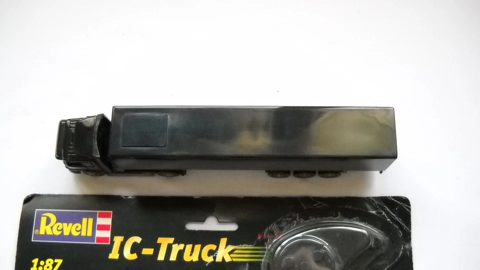 REVELL 1/87 : N° 2 "IC- Truck " Mercedes-Benz Actros & Trailer; radiocomandati - Immagine 4 di 4