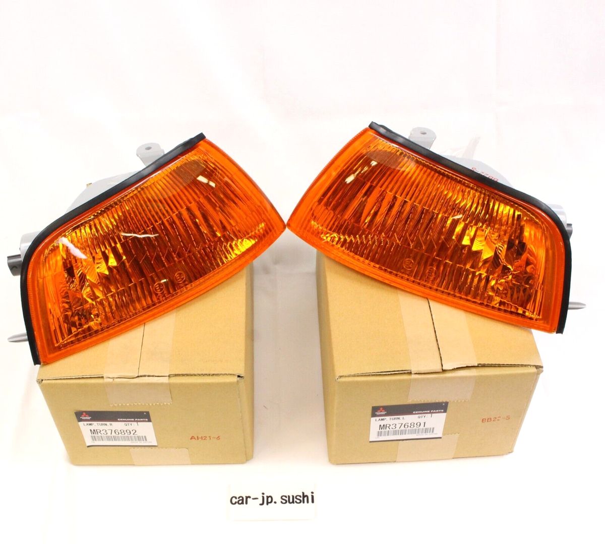 Mitsubishi GENUINE Lancer Evolution 5-6 CP9A Front Corner Lamp