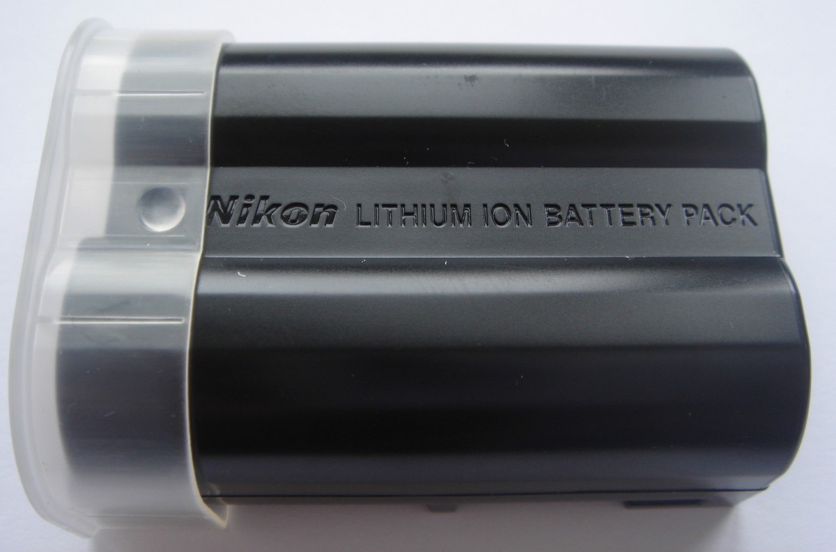 Genuine Original OEM Nikon D7000 D7100 D7200 Battery En-el15 for