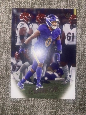 2025 Panini Luminance Base Roquan Smith Baltimore Ravens #44