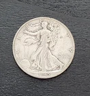 1945 50C Walking Liberty Half Dollar-P