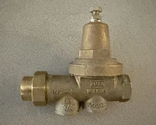 Zurn Wilkins 34-600XL 3/4"  Pressure Reducing Valve With FNPT Union Connector