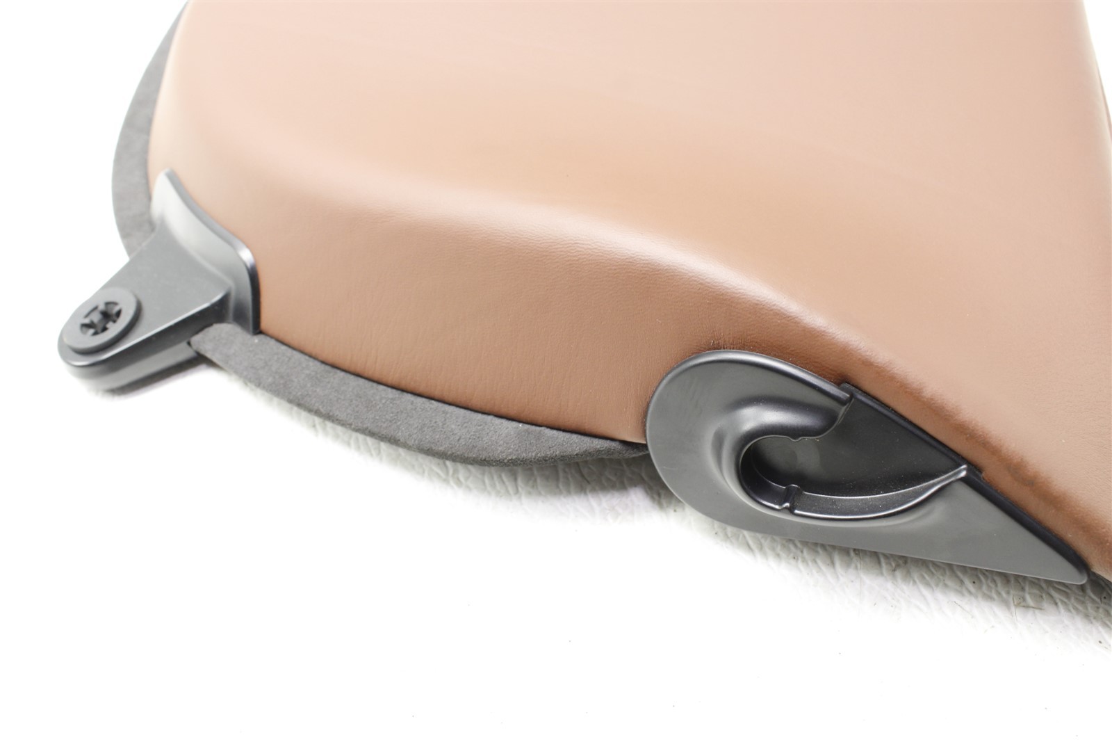 2020 Aston Martin Vantage Trunk Cover Panel 18-21