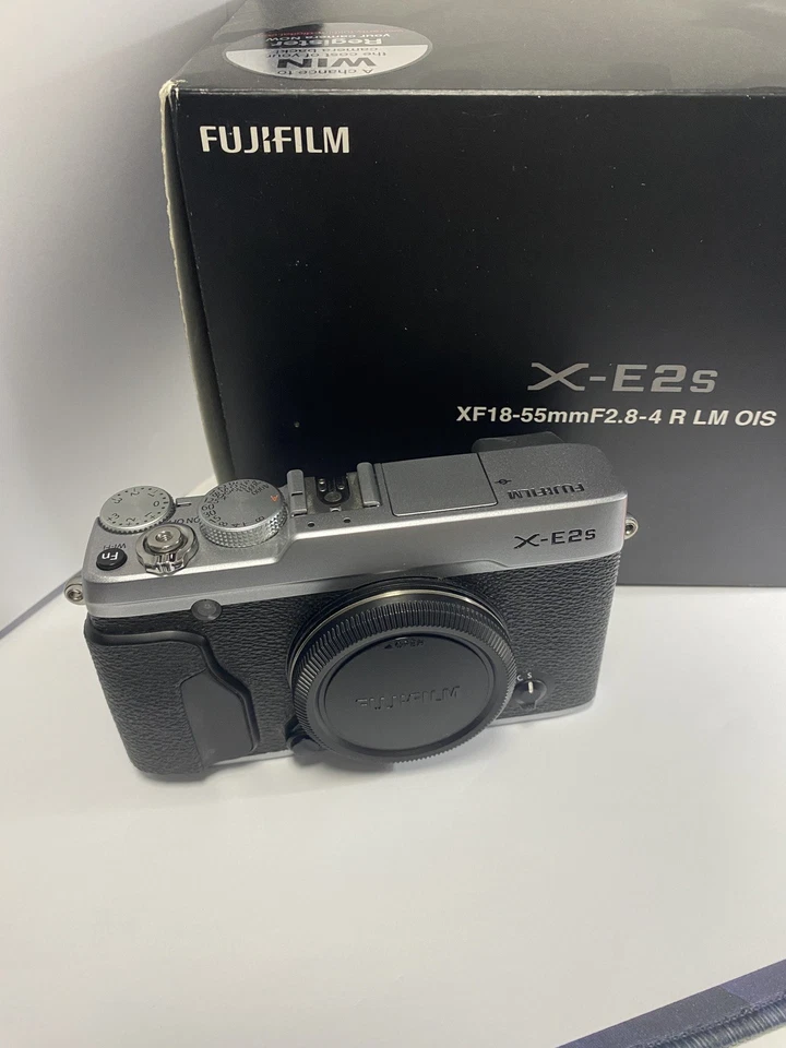 Fujifilm X-E2S 16,3 MP Cámara Digital sin Espejo - Plata (Sólo Cuerpo), foto 2 de 5