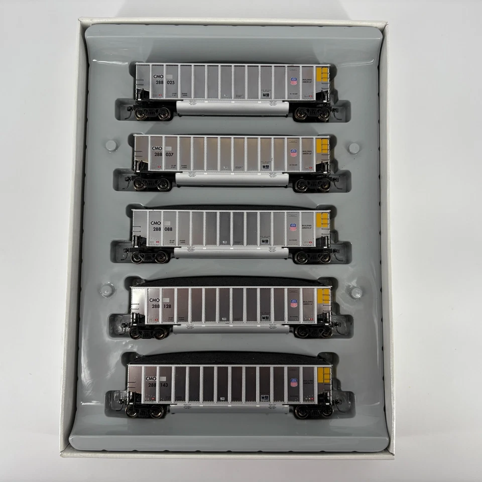 HO Athearn ATH97472 Union Pacific UP CMO Bethgon Coalporter w/ Coal Load 5 Pack - Image 2 of 4