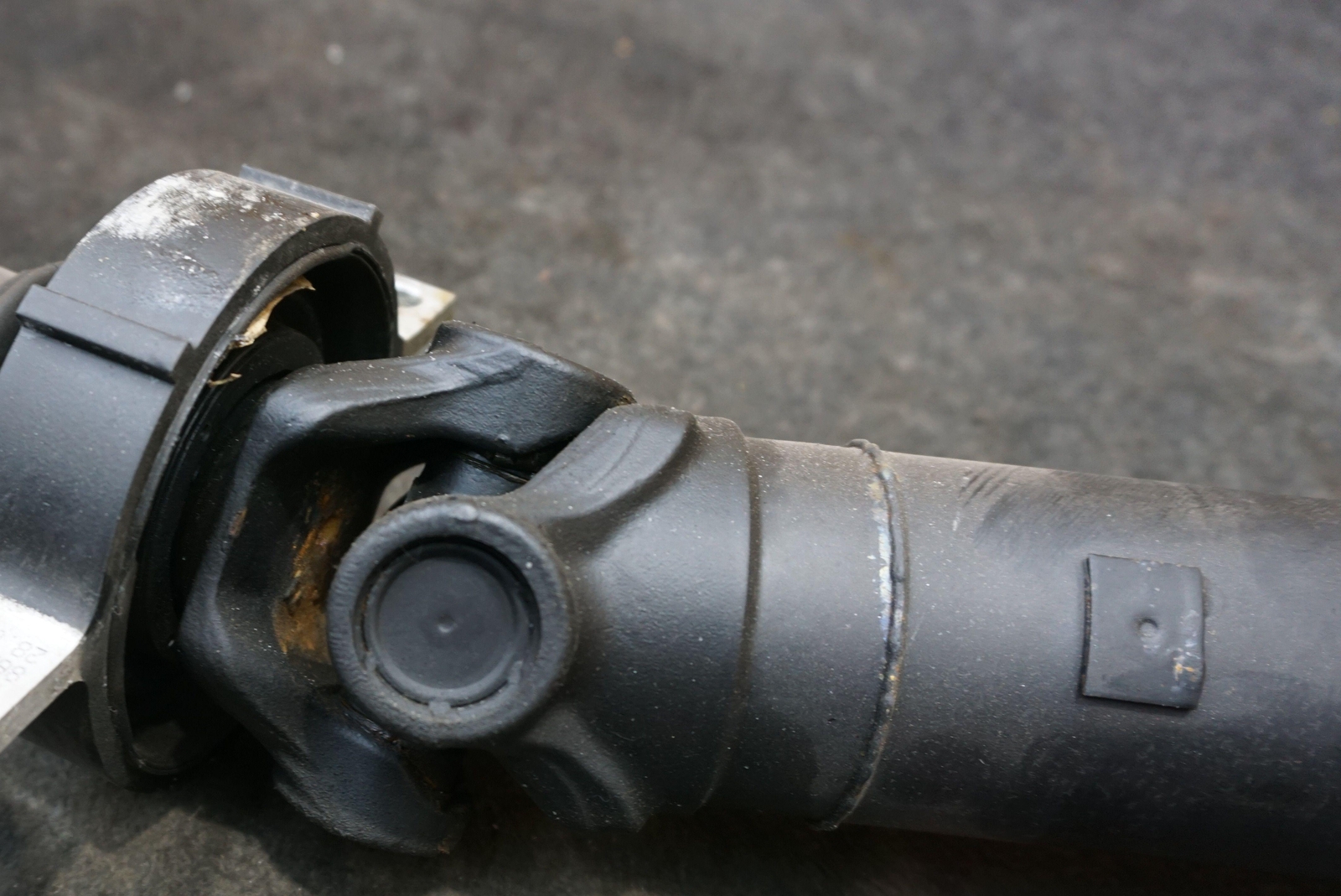 Rear Prop Drive Shaft Lwb Awd 26108658662 OEM BMW 750i G12 16-19  