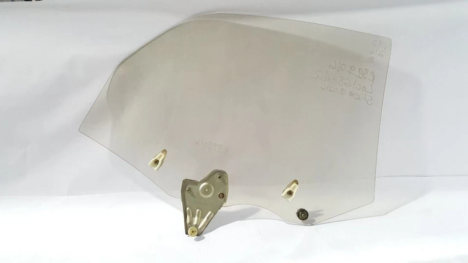 Left Rear Door Glass OEM 1992 1993 1994 1995 1996 Mitsubishi Diamante - Image 3 of 4