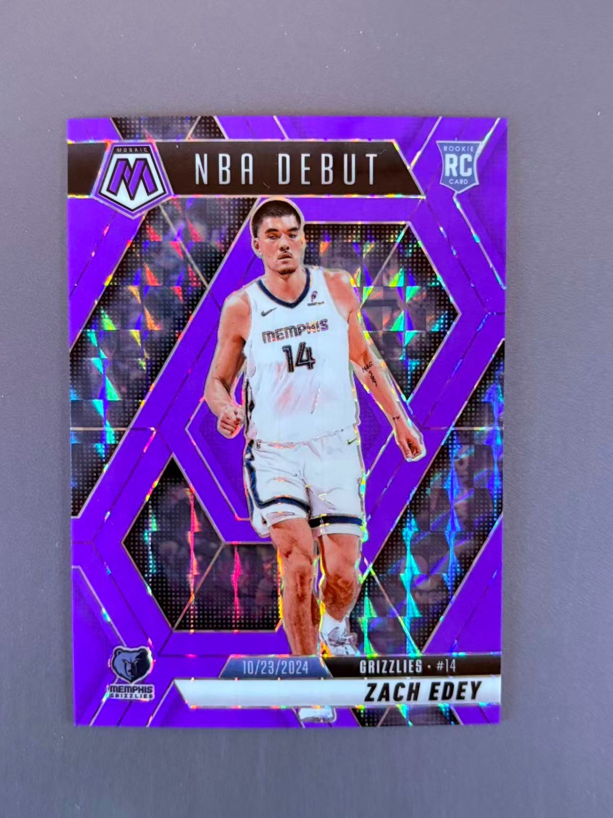 Zach Edey 2024-25 Panini Mosaic Purple Fluorescent Prizm /249 RC #251