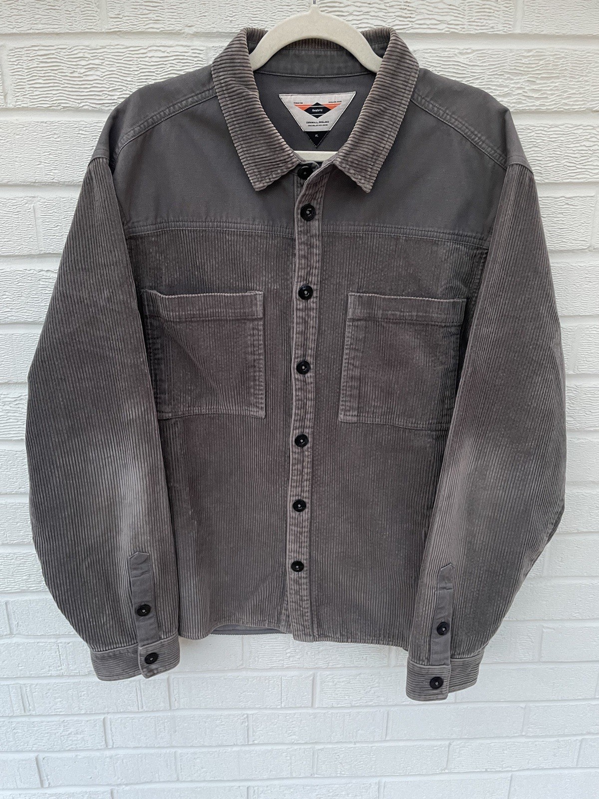 Finisterre Shirt Mens Xtra Large Grey Button Up Corduroy Shacket Jumbo Basset