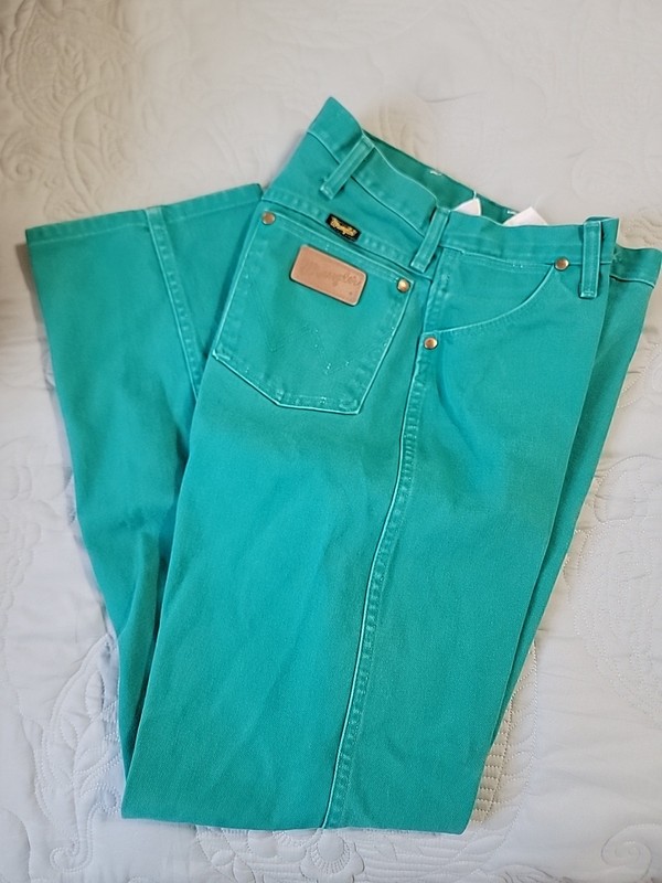Women's, Vintage Wrangler Jeans, Size 15x32 Jeans - EUC!!