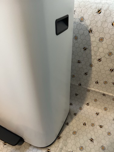 Brabantia Bo Pedal Bin 2 x 30L Inner Buckets White Waste/Recycling Kit**DENTED** - Picture 6 of 24