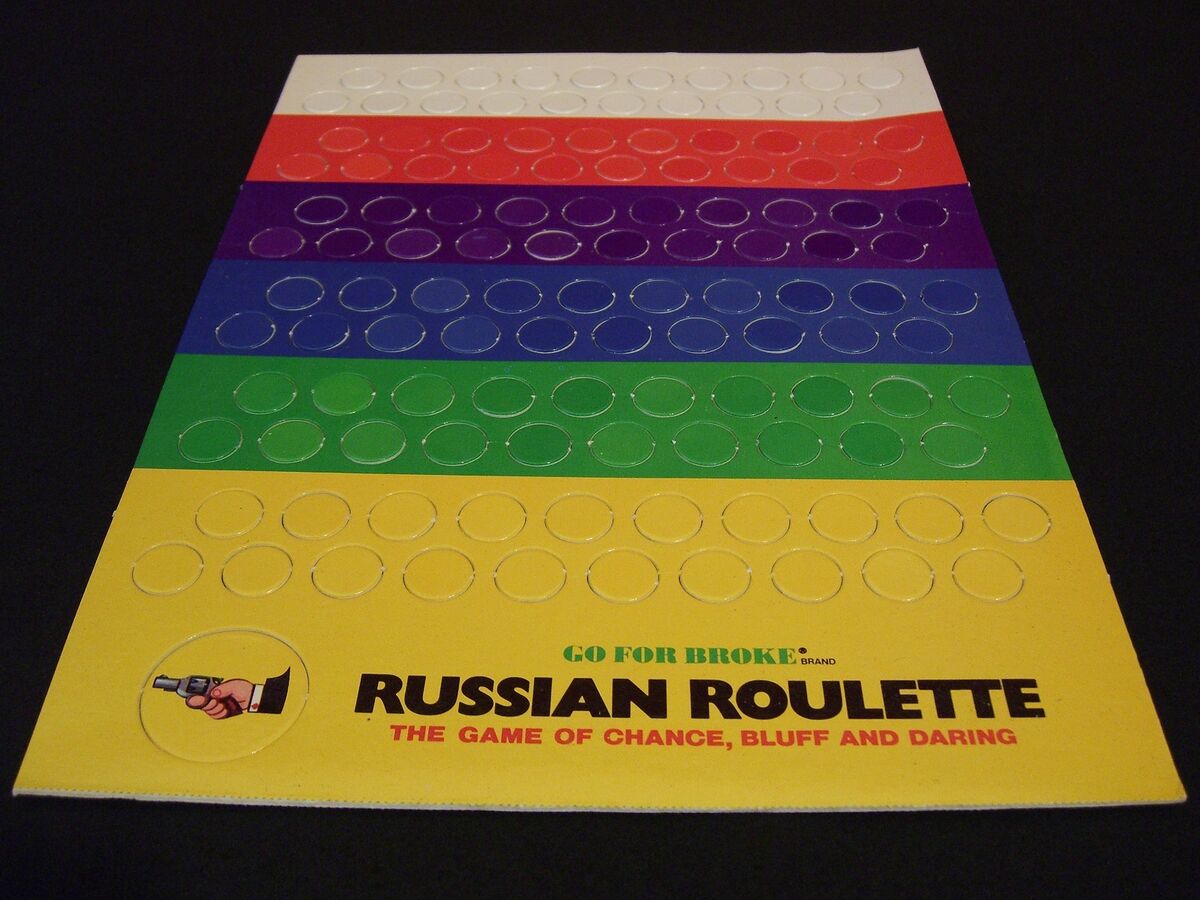 Russian Roulette Vintage 1975 Complete Board Game Great Condition