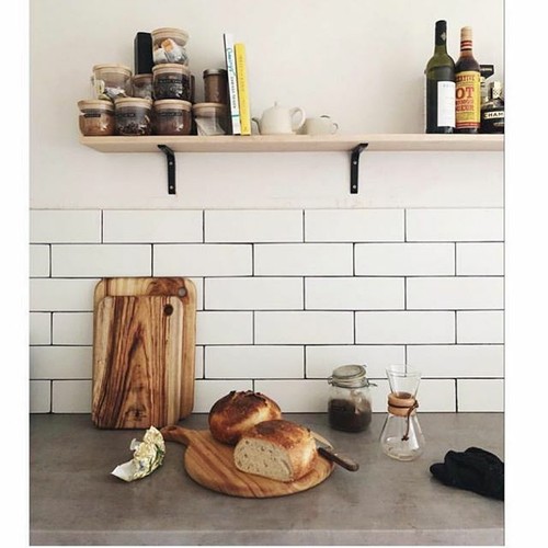 Byron Bay Camphor Chopping Boards, Serving Board, Multi-Purpose Cutting Platter - Picture 2 of 22