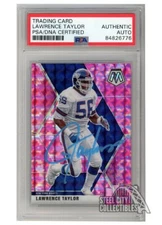 Lawrence Taylor 2020 Panini Mosaic Camo Pink Auto Card #154 PSA/DNA (Light Blue)