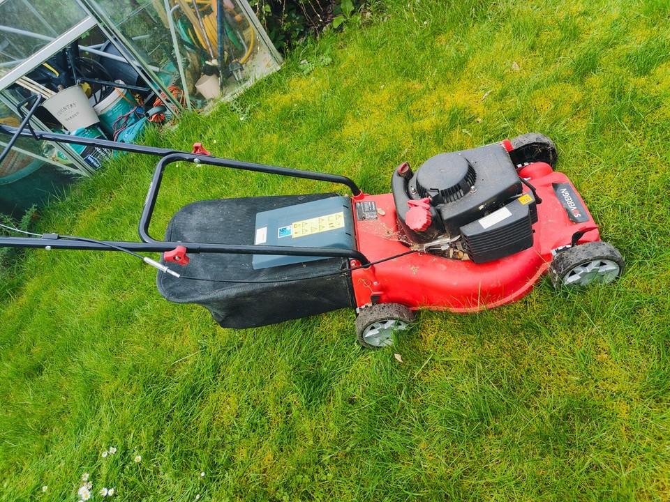 Sovereign XSS40A Petrol Lawn Mower eBay