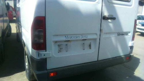 Caja Reles/Fusibles para MERCEDES-BENZ SPRINTER FURGÓN 2004 205041 - Imagen 5 de 8