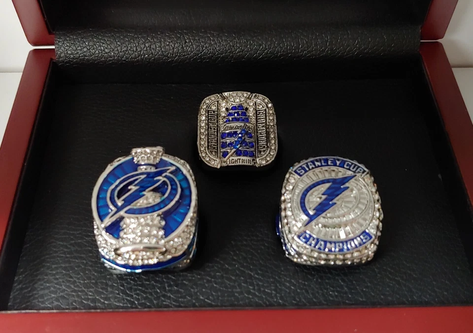 Tampa Bay Lightning - Juego de 3 anillos Stanley Cup con caja de exhibición de madera Foto 4 de 4
