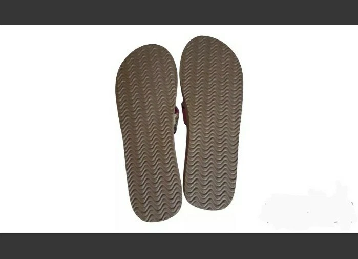 Sandalias para mujer Realtree 9/10 grandes/XL deslizables nuevas con etiquetas rosa camufladas Foto 4 de 4