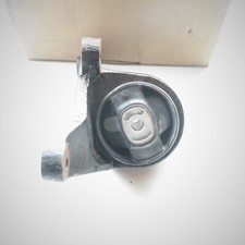 Support moteur Renault AVANTIME