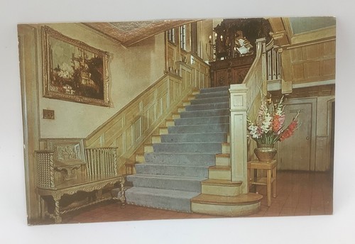 Guildwood Village, Lake Ontario, Canada - Postcard UNPOSTED