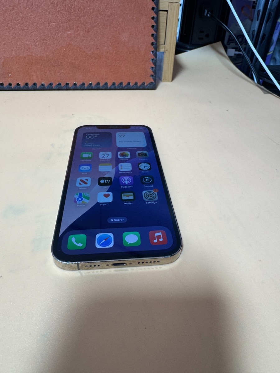 状態不良なし【背面割、側面傷有り】iPhone 12 Pro Max 256GB iPhone 12 Pro Max ブラック 256GB 背面割れあり（Apple iPhone