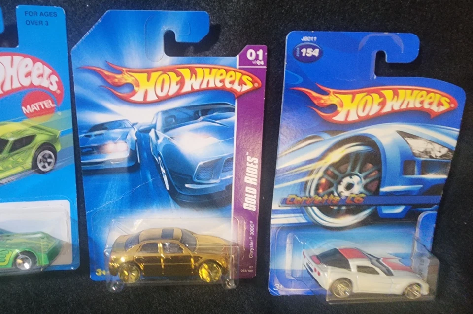 Very Rare 2019 HOT WHEELS SCOOBY-DOO BATMAN BATMOBILE & Mars Rover + 4 More Nice - Image 4 of 4