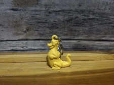 Vintage 90's TUPPERWARE Yellow Douglas Dirtwalker Key Ring Dragon Keychain Promo