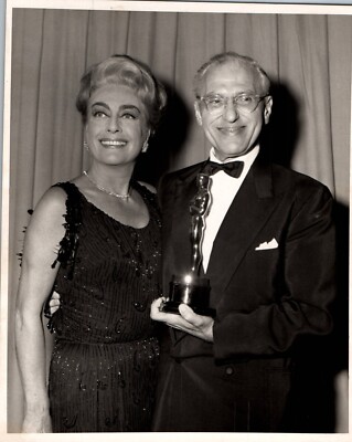 Joan Crawford + George Cukor (1965) Original Vintage Memorabilia Photo ...