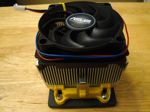 ASUS 13G075135060H2 Desktop CPU Fan Heatsink/Socket 939/754/AM2/940/Extra fan 3P - Picture 4 of 7