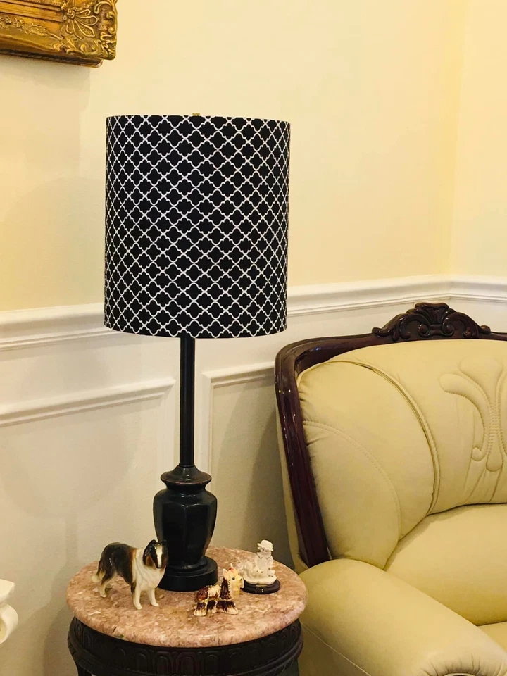 Pantalla Tambor Hecho a Mano Tela Única Blanco y Negro Patrón Geométrico Decoración EE. UU. Foto 2 de 4