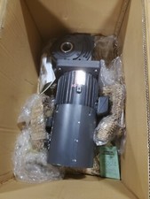 Mitsubishi Superline Motor W/ Brake/  Reducer SE-JRVB-FV 3.7KW 4P 200V TB-A3.75