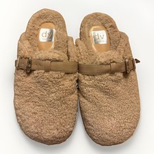Dolce Vita Slippers Womens Size 8 Beige DV Anina Clog Faux Fur Buckle Lined